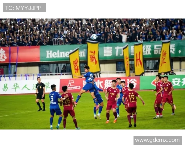 足球明星赛上海队全新阵容揭晓球迷期待精彩对决与明星球员同场竞技