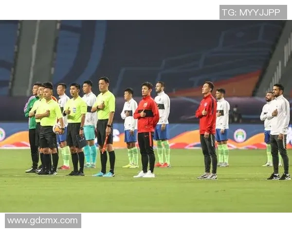 香港足球明星队昆山队员展现卓越技艺助力球队争辉