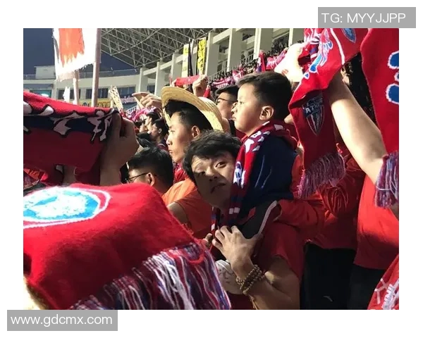 大秦之水与杭州绿城的精彩对决展现足球魅力与团队精神